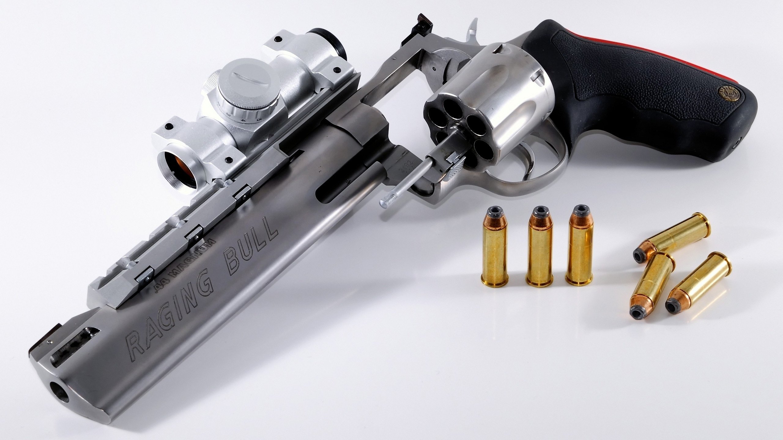 开云体育app在线-英超联赛直播评论多语言化对国际覆盖效果观察,英超官方解说